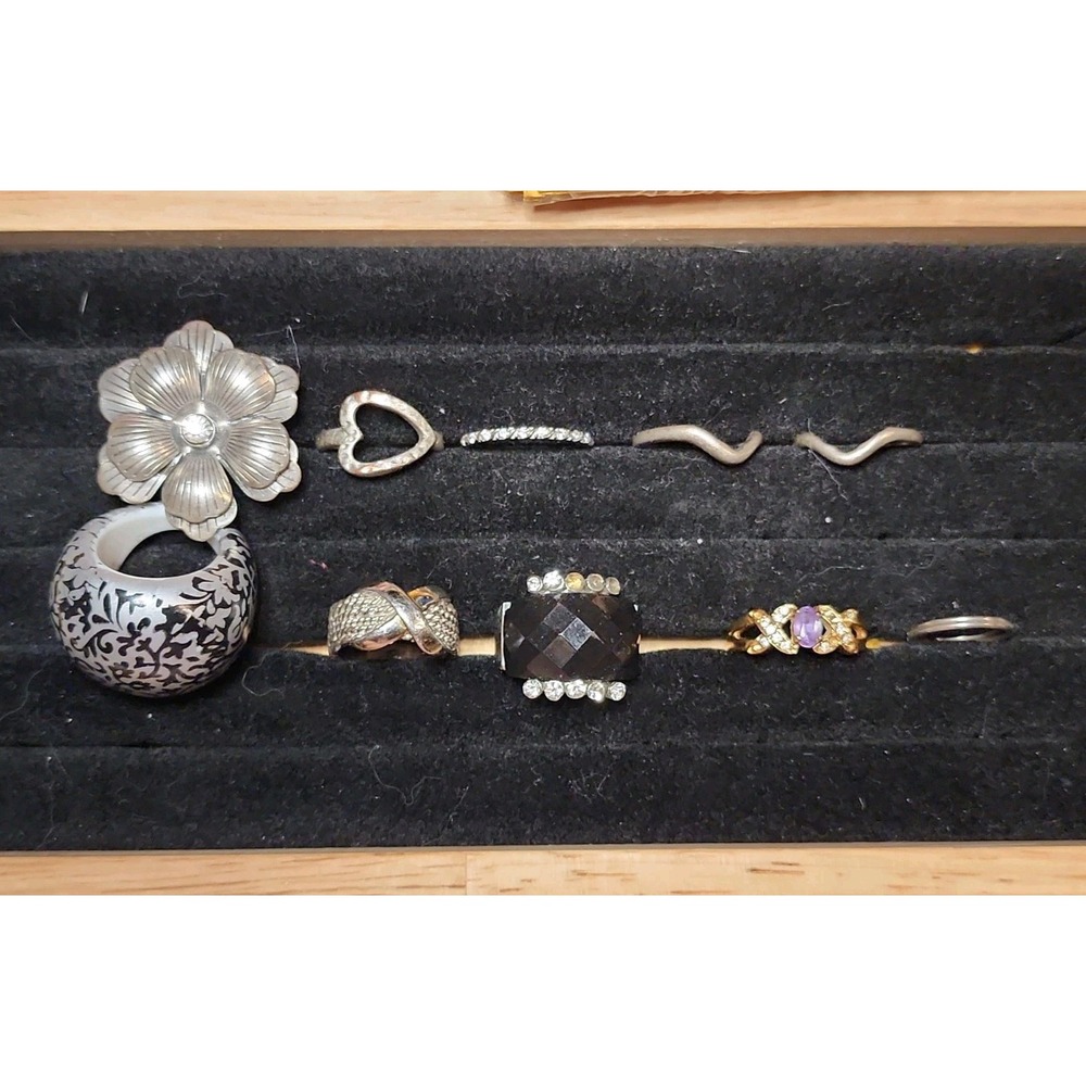 Costume Jewelry Mixed Lot - 10 Pieces Gold & Silver Tone Rings Set